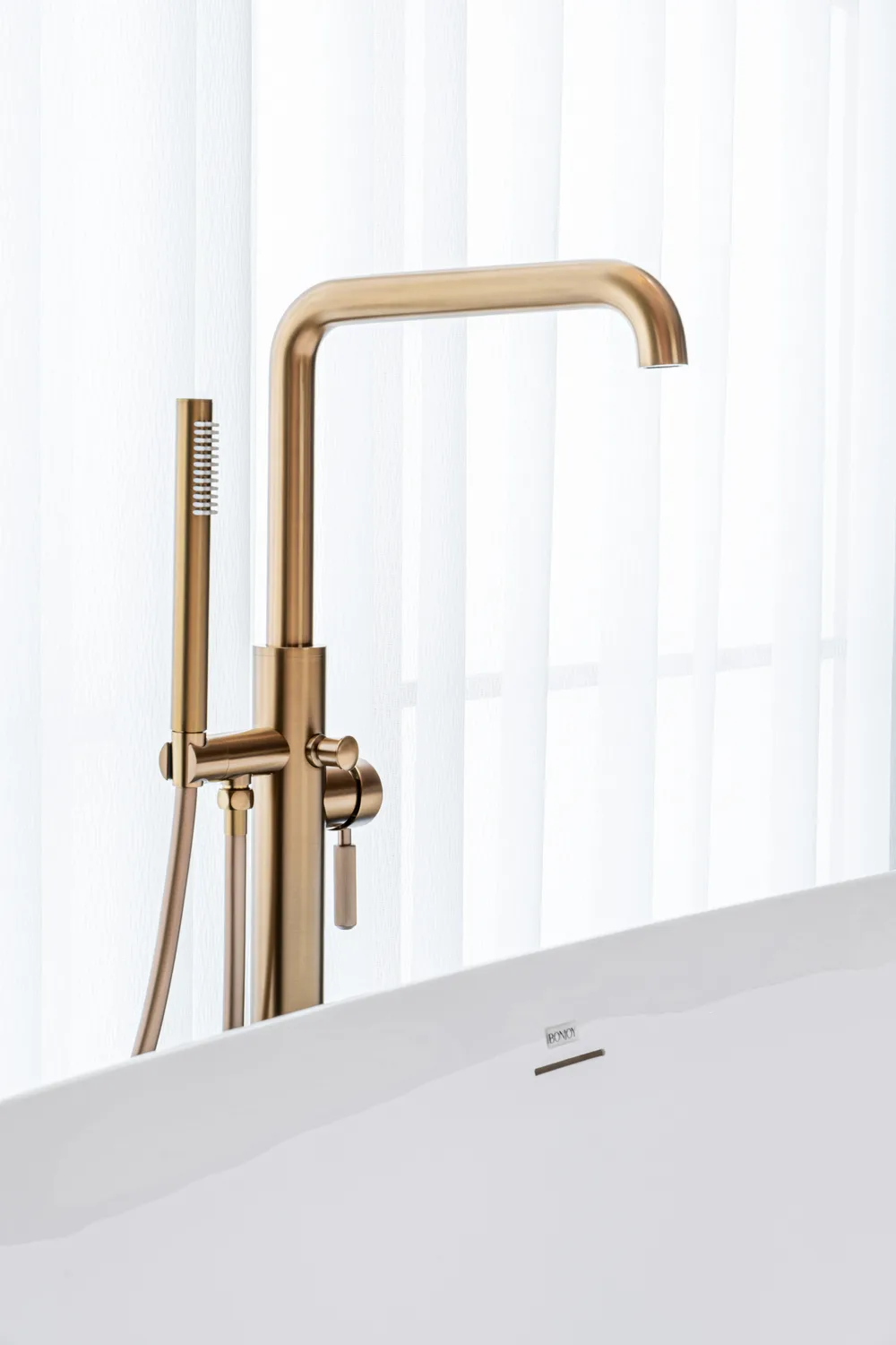 BONJOY freestanding bath faucet